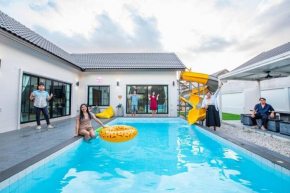 BreezyS Pool Villa